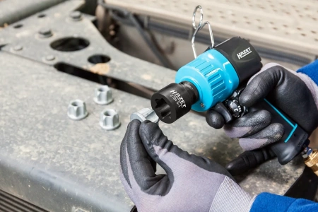 Hazet 2784S-1 1/2" Набор ударных головок со специальным профилем. Профиль с пазами